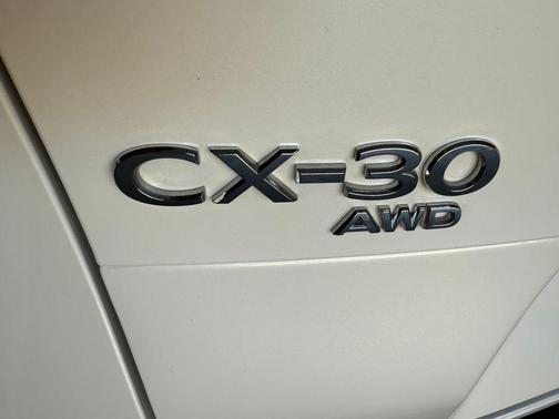 2022 Mazda CX-30 2.5 S Select Package