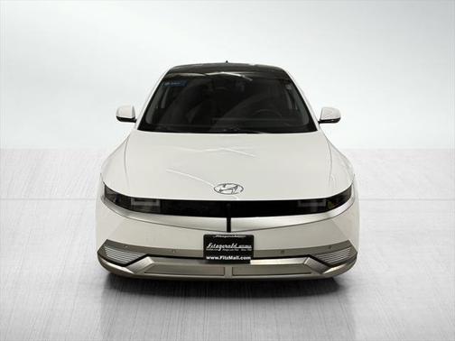 2022 Hyundai IONIQ 5 Limited