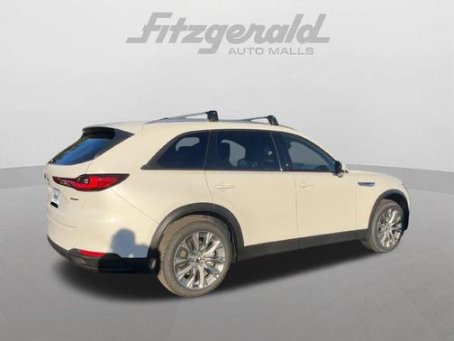 Rhodium White Premium 2026 Mazda CX-90 3.3 Turbo Preferred