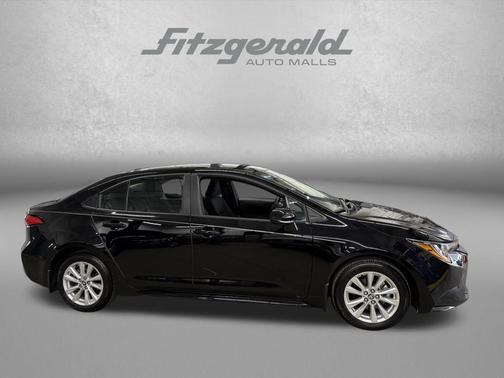 Midnight Black Metallic 2024 Toyota Corolla LE