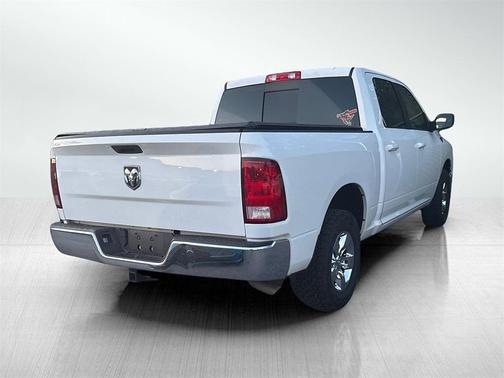 2019 RAM 1500 SLT