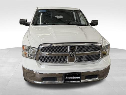 2019 RAM 1500 SLT