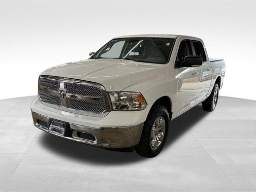 2019 RAM 1500 SLT