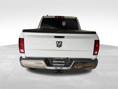 2019 RAM 1500 SLT
