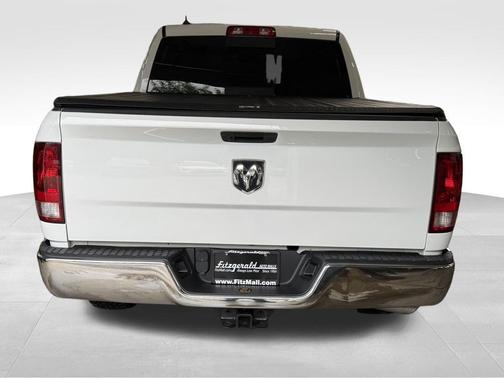 2019 RAM 1500 SLT