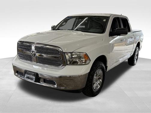 2019 RAM 1500 SLT