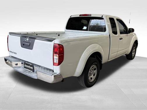 2016 Nissan Frontier S
