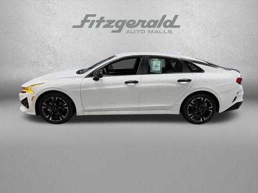 Glacial White Pearl 2023 Kia K5 GT-Line