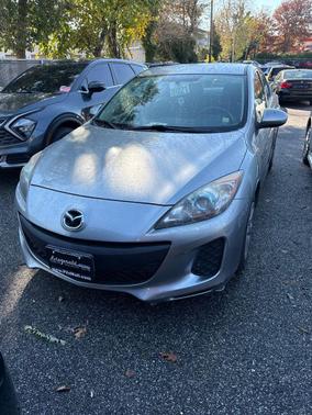 2013 Mazda Mazda3 i Sport