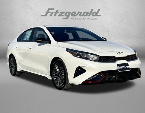 Snow White Pearl 2024 Kia Forte GT-Line