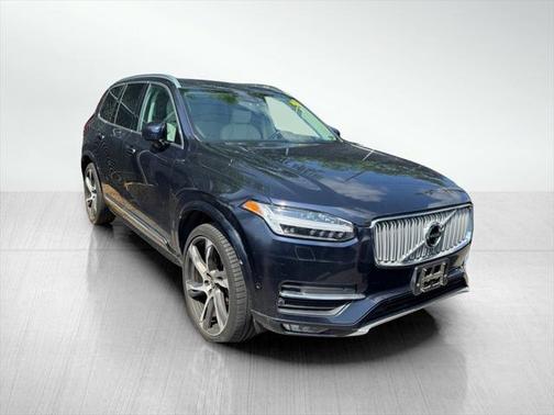 2019 Volvo XC90 T6 Inscription