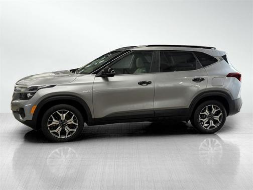 2022 Kia Seltos EX