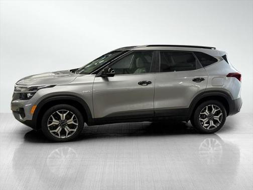 2022 Kia Seltos EX