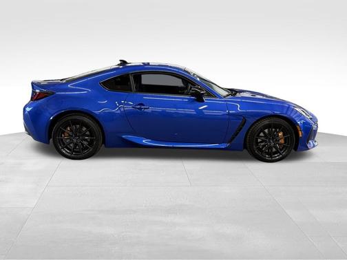 2024 Subaru BRZ tS