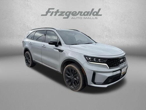 Wolf Gray 2023 Kia Sorento SX