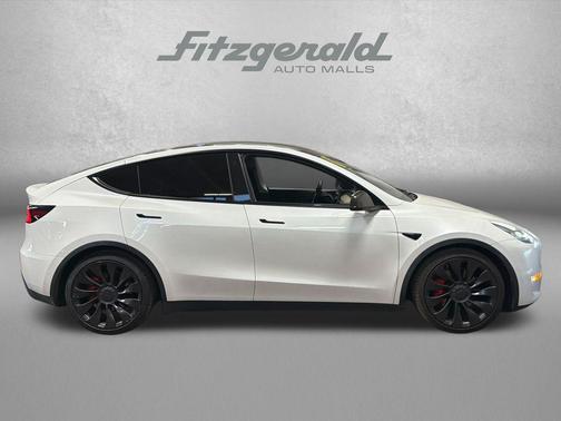 Pearl White Multi-Coat 2021 Tesla Model Y Performance Dual Motor All-Wheel Drive