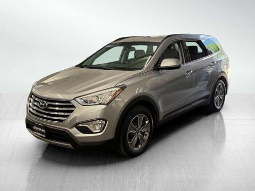 2016 Hyundai SANTA FE SE