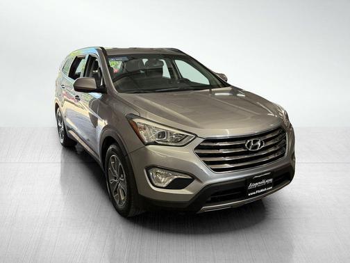 2016 Hyundai SANTA FE SE