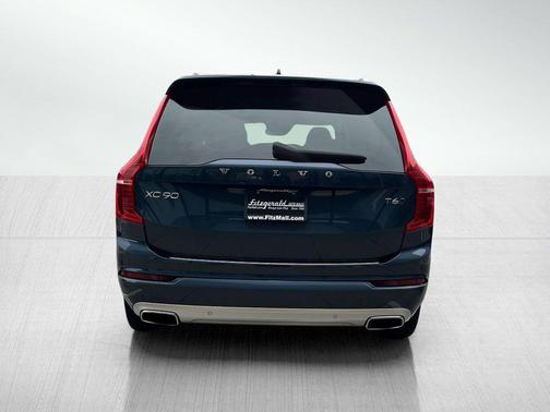 2020 Volvo XC90 T6 Momentum