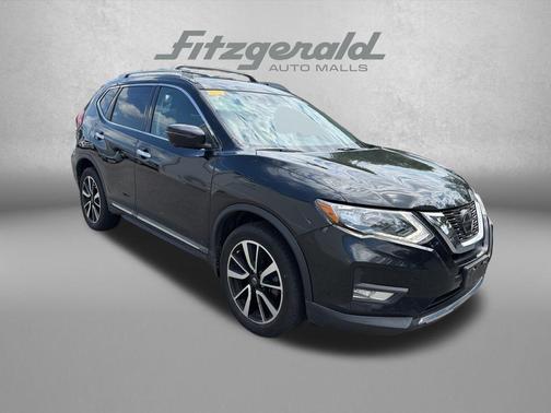 Magnetic Black Pearl 2020 Nissan Rogue SL