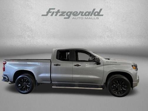 Sterling Gray Metallic 2024 Chevrolet Silverado 1500 Custom