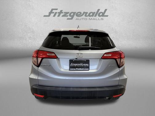 Lunar Silver Metallic 2018 Honda HR-V EX