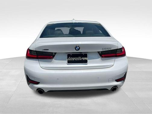2022 BMW 330 xDrive