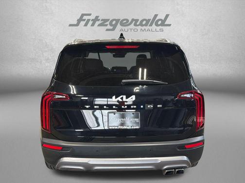 Ebony Black 2022 Kia Telluride SX