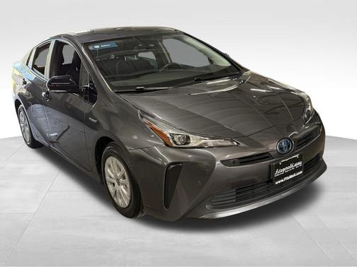 2019 Toyota Prius LE