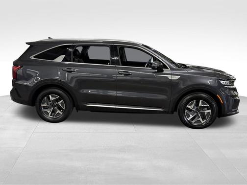 2022 Kia Sorento Hybrid S
