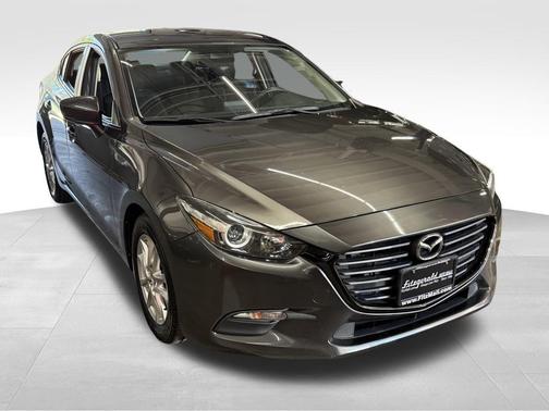 2018 Mazda Mazda3 Sport