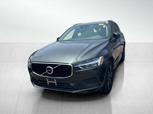 2019 Volvo XC60 T5 Momentum