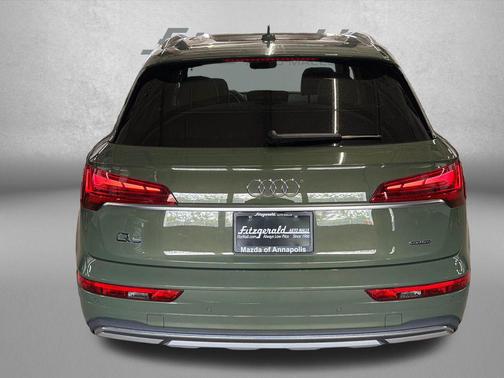 Green Metallic 2023 Audi Q5 40 Premium