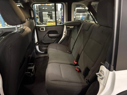 2019 Jeep Wrangler Unlimited Sport Altitude