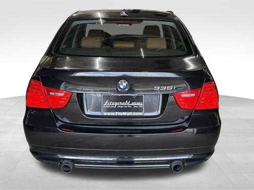 2011 BMW 335 335i