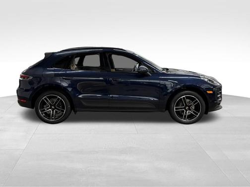 2021 Porsche Macan Base