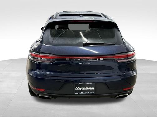 2021 Porsche Macan Base
