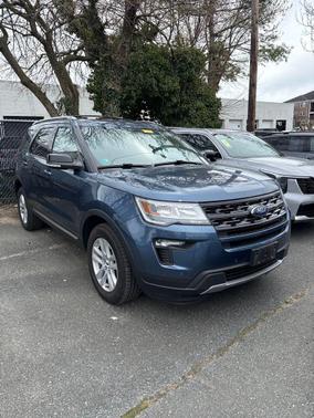 BLUE METALLIC 2019 Ford Explorer XLT