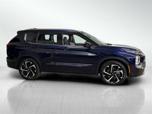 2023 Mitsubishi Outlander PHEV SEL