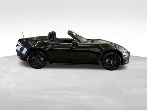 2024 Mazda MX-5 Miata Sport