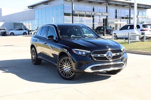 2025 Mercedes-Benz GLC 300 