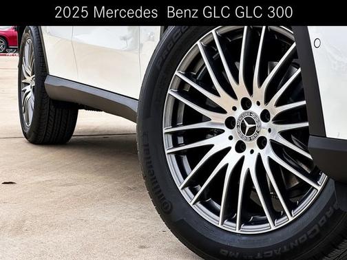 2025 Mercedes-Benz GLC 300 4MATIC