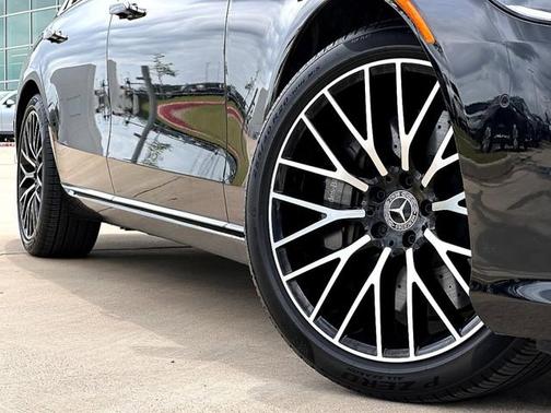 2025 Mercedes-Benz S-Class 