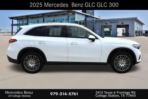 2025 Mercedes-Benz GLC 300 Base