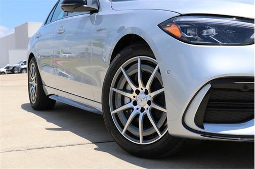2024 Mercedes-Benz AMG C 43