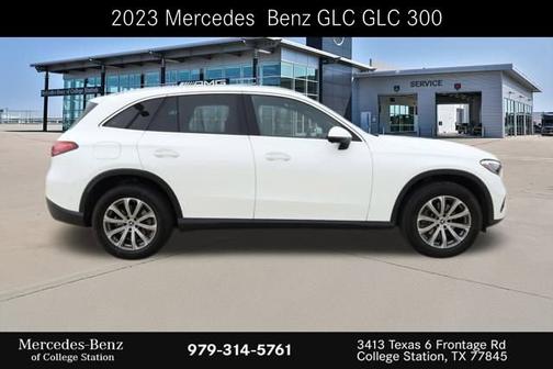 2023 Mercedes-Benz GLC 300 