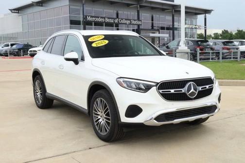 Polar White 2025 Mercedes-Benz GLC 300 4MATIC