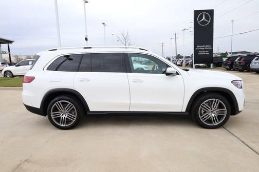 2025 Mercedes-Benz GLS 450 