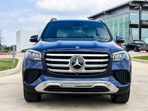 2025 Mercedes-Benz GLS 450 4MATIC