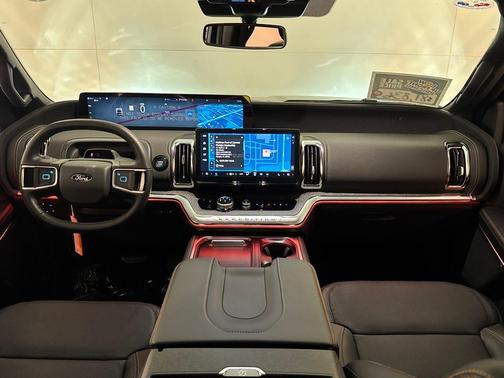 Agate Black Metallic 2026 Ford Expedition Tremor